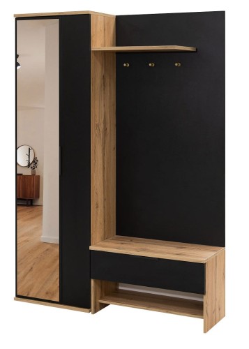 GARDEROBA WOTAN ZAMKNIETA.jpg